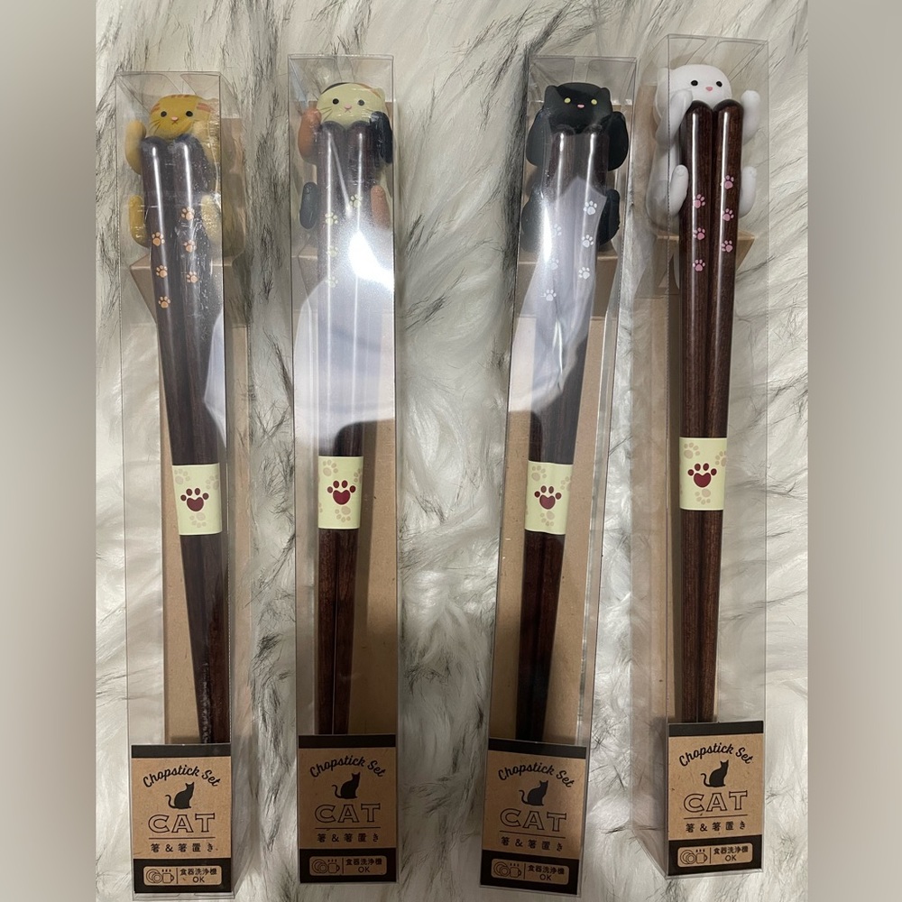 CAT CHOPSTICKS- MADE FROM JAPAN
